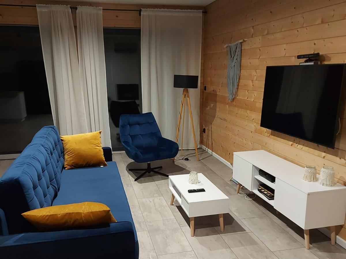 Dom Przy Lesie Villa Wielgie Kültér fotó